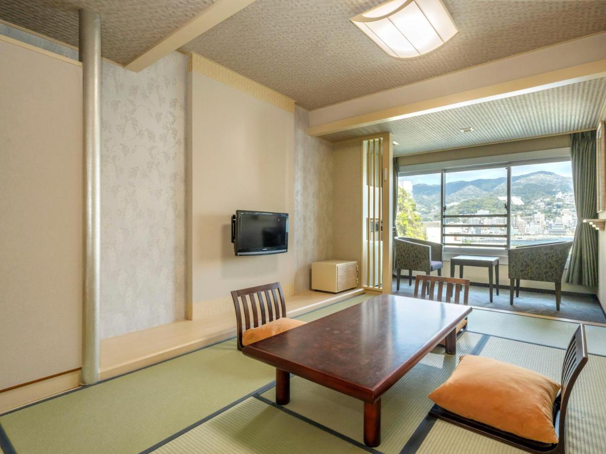 Hotel New Akao Atami  Exteriör bild